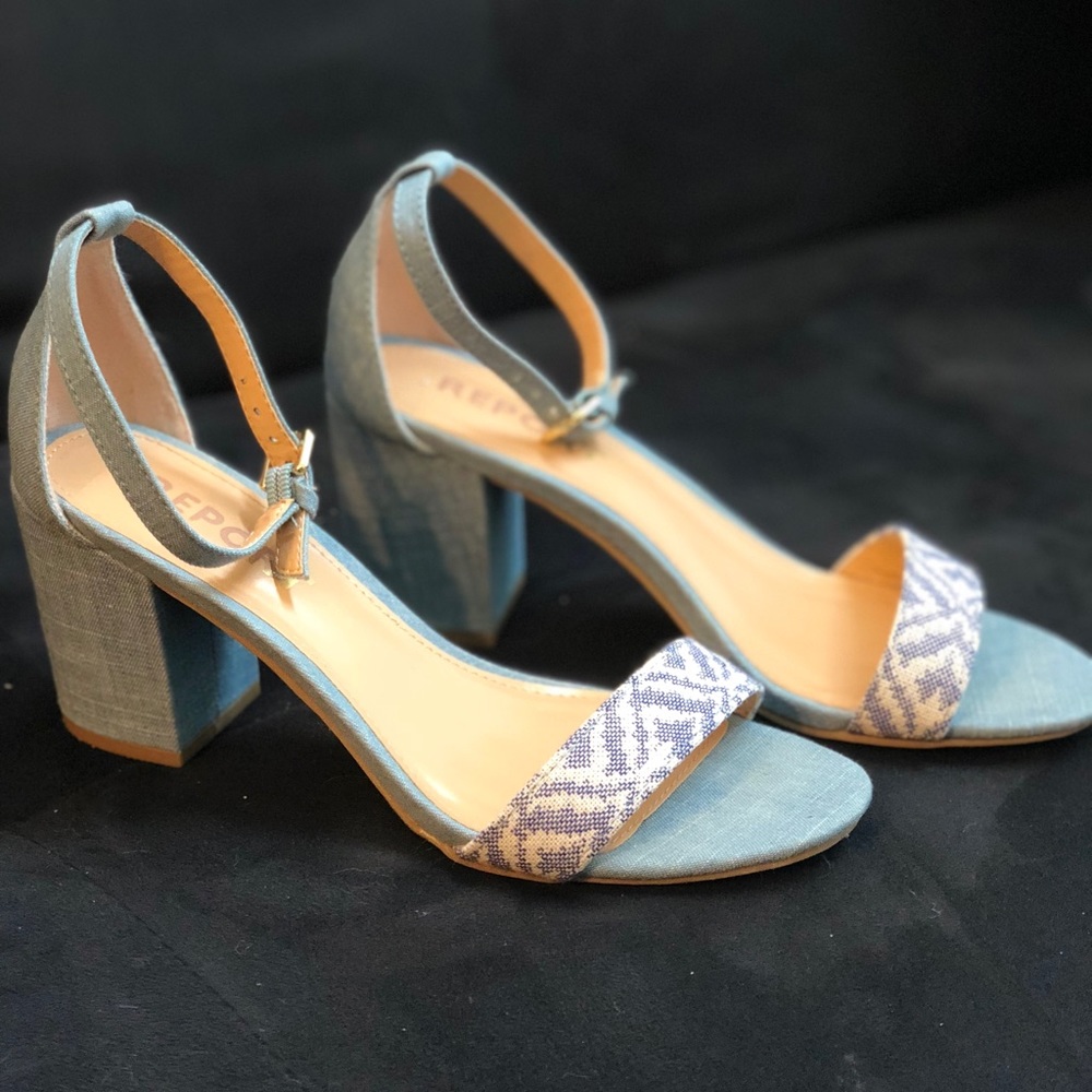 Adorable Report Ankle Heels!